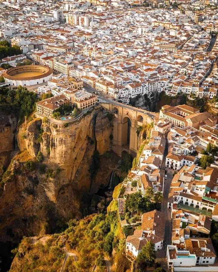 Apartamento El Zegri Apartment Ronda Bagian luar foto